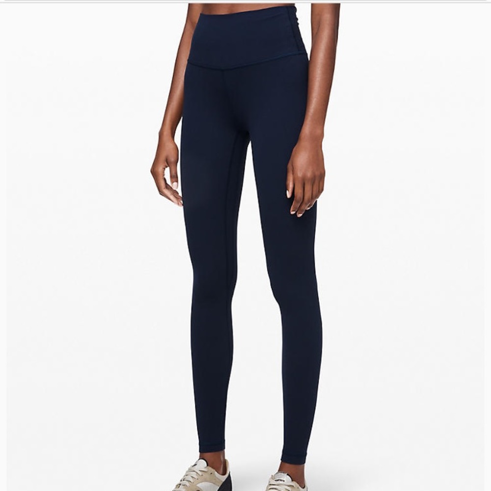 Navy lululemon aligns